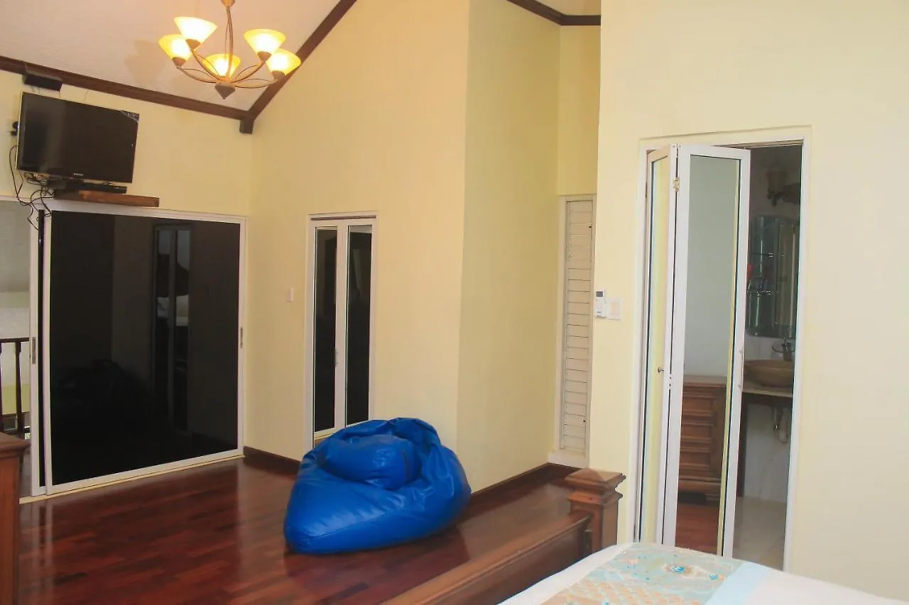 Marley Manor Apartment Kingston 0*,  Jamaica